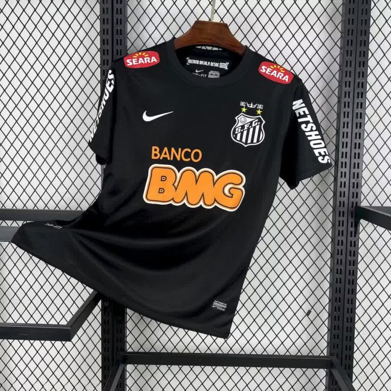 santos-2011-2012-black-away-kit-neymar-back